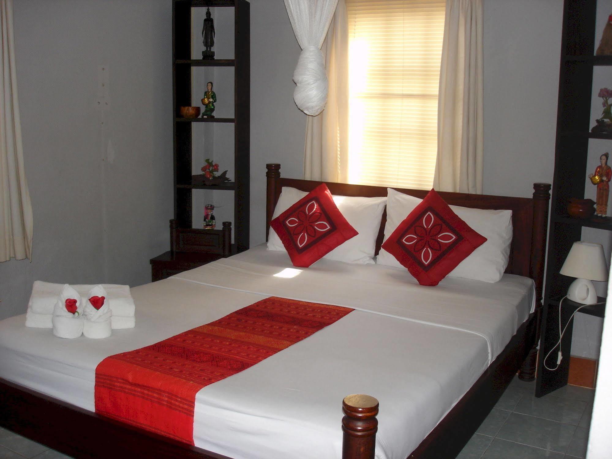 Villa Senesouk Luang Prabang Exteriör bild