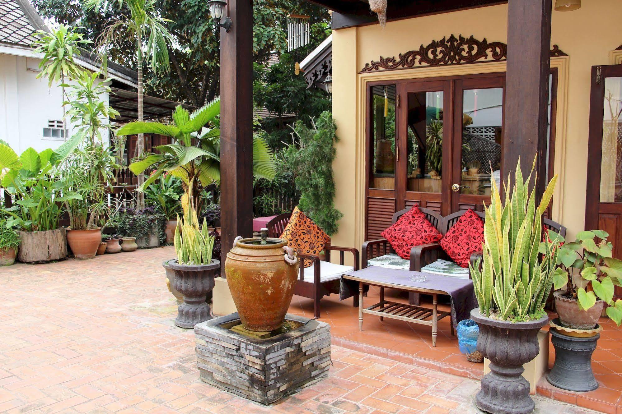 Villa Senesouk Luang Prabang Exteriör bild