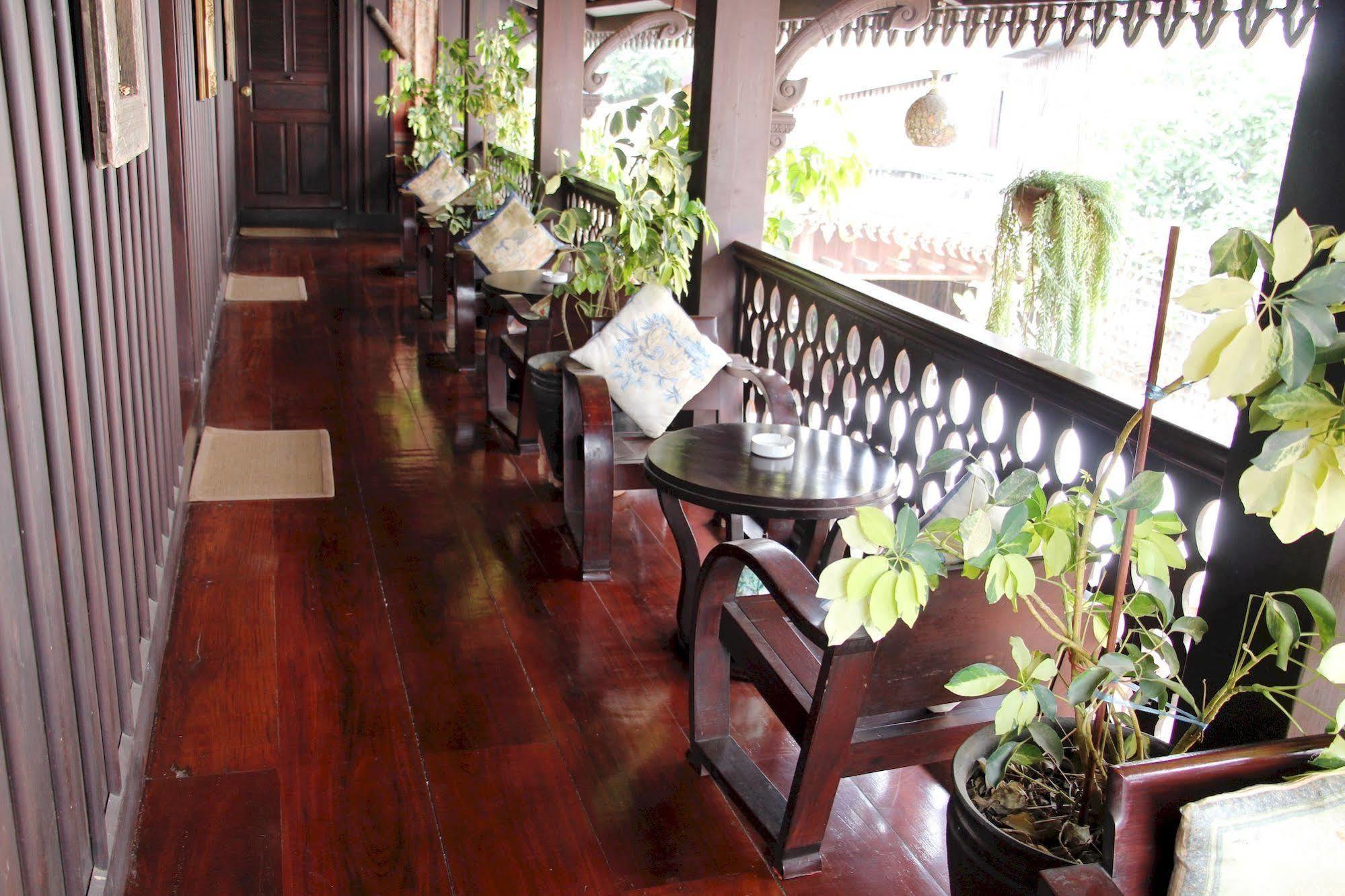 Villa Senesouk Luang Prabang Exteriör bild